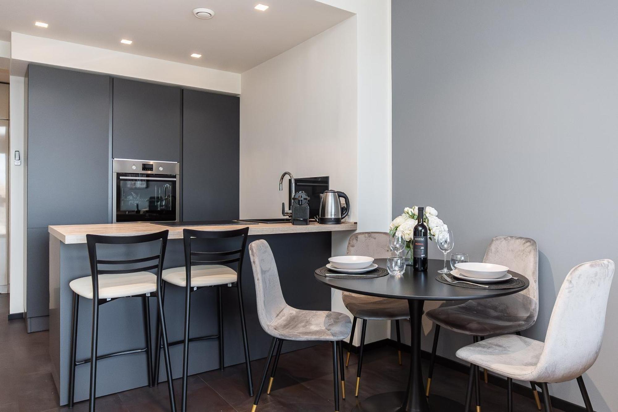Free Parking In Luxury Suite With City View - Steps To Brignole Train Station جنوة المظهر الخارجي الصورة
